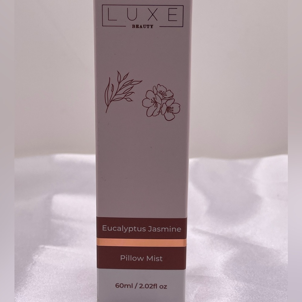 nwt pillow mist